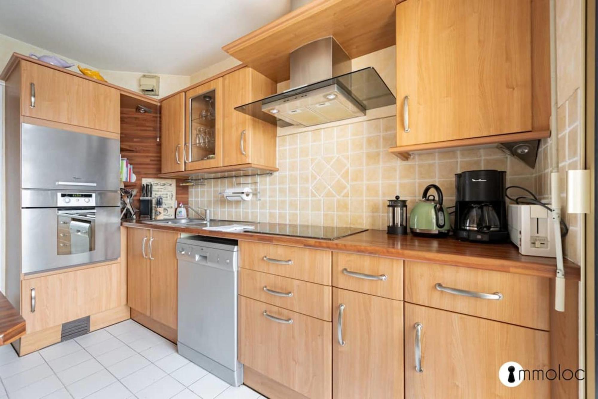 Spacious Apartment With Pool Located In The Marina Of Mandelieu Exterior foto